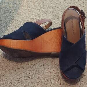 Lucky Brand Navy Leather Platform Wedge Sandals Slingback Size 6.5 FITS LIKE 6